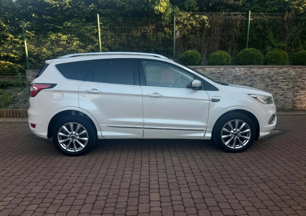 Ford Kuga cena 84900 przebieg: 139000, rok produkcji 2017 z Przemyśl małe 781